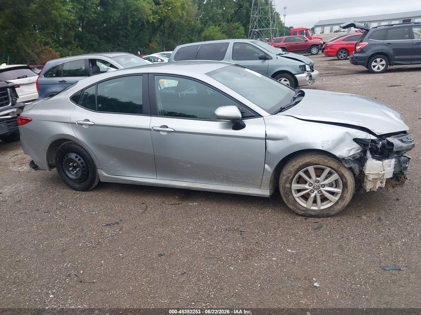 TOYOTA CAMRY - zdjęcie 13