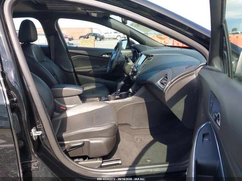 2017 CHEVROLET CRUZE auction photo 5
