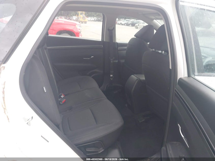 2024 HYUNDAI TUCSON auction photo 8