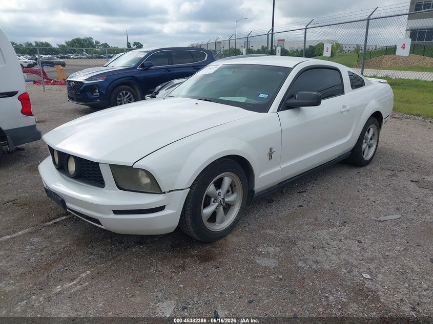 2007 FORD MUSTANG auction photo 2