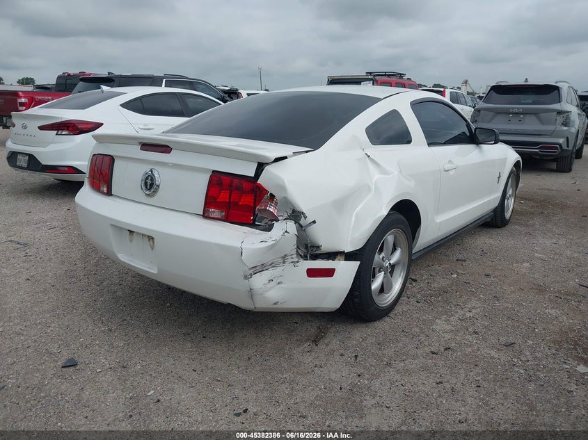 2007 FORD MUSTANG auction photo 4