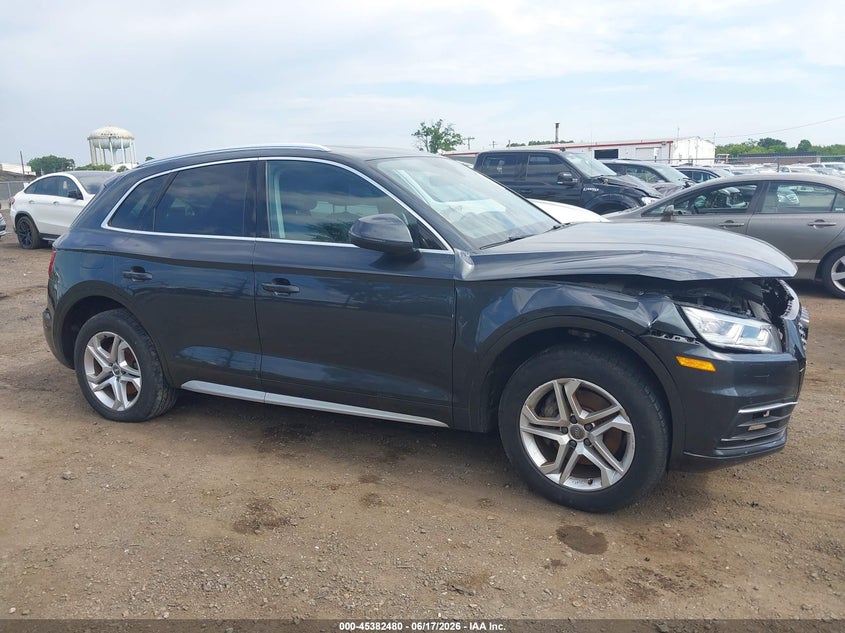 2018 Audi Q5 2.0T Premium/2.0T Tech Premium VIN: WA1BNAFY5J2133494 Lot: 45382480