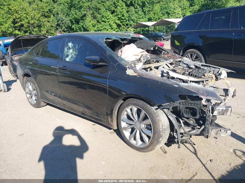 2015 CHRYSLER 200 S