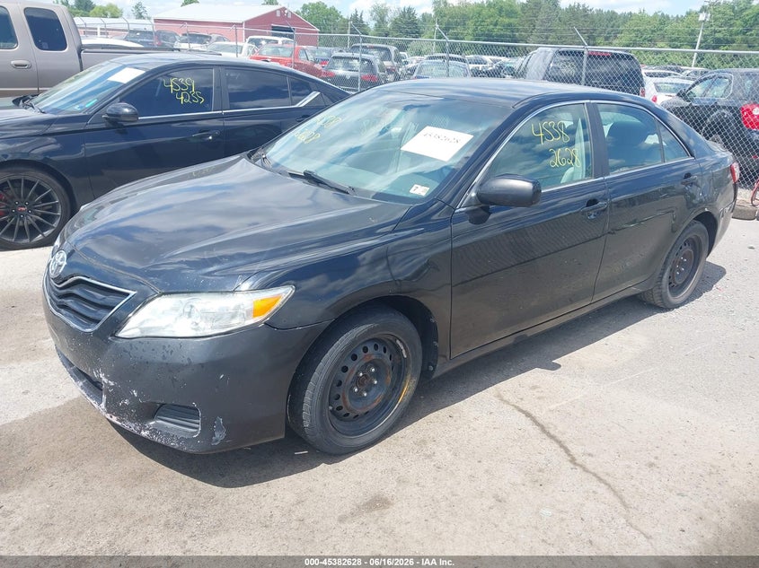2010 Toyota Camry Le 4T1BF3EK0AU085429 photo 1