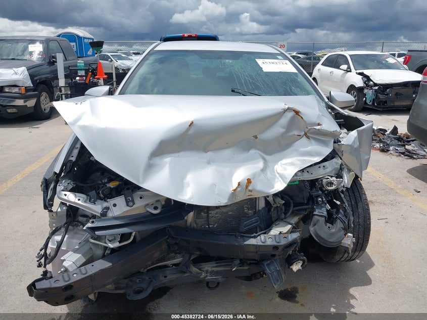 2016 TOYOTA COROLLA SEDAN 1.8L I-4 DOHC, VVT, 132HP
