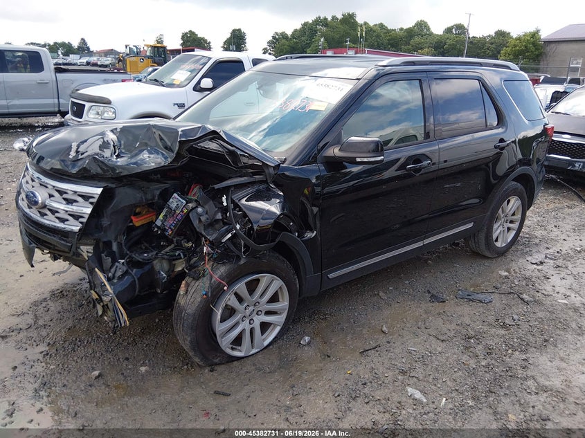 2018 FORD EXPLORER auction photo 2