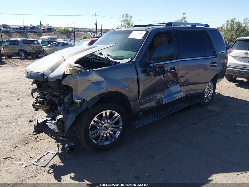 Vin: 5lmjj2j5xeel04866, lot: 45880757, lincoln navigator 20142
