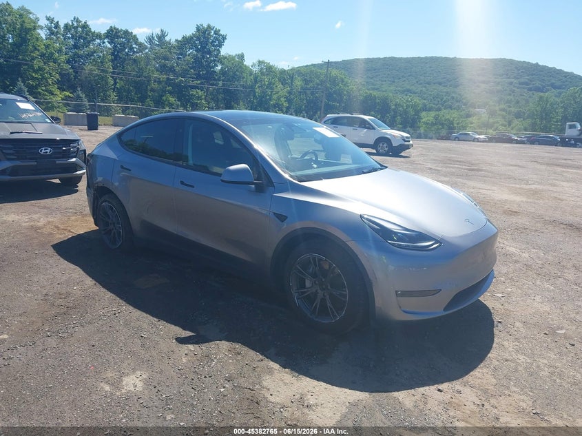 2025 TESLA MODEL Y auction photo 1