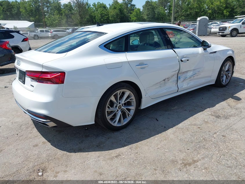 Vin: wauabcf56na014521, lot: 45880917, audi a5 sportback premium 40 tfsi quattro s tronic 20224