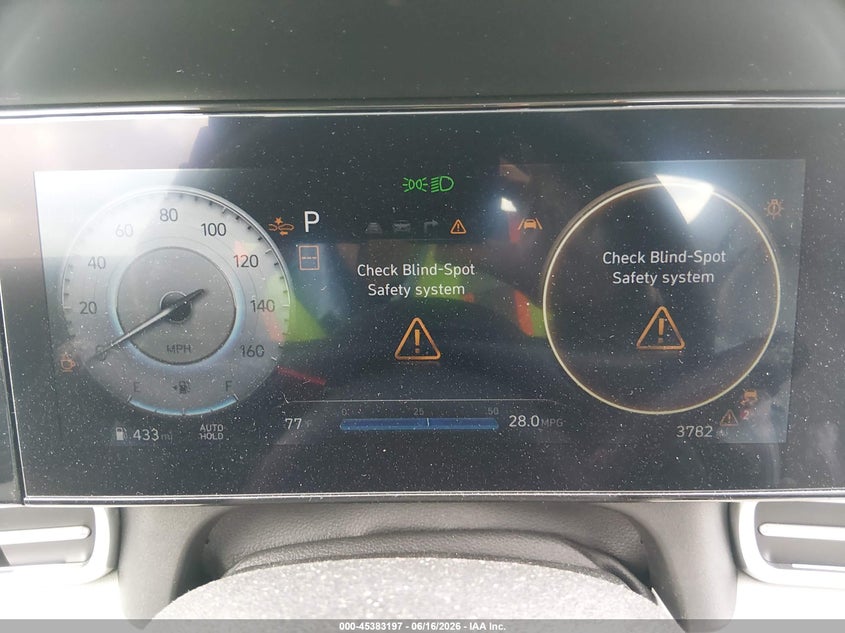 2026 HYUNDAI ELANTRA auction photo 7