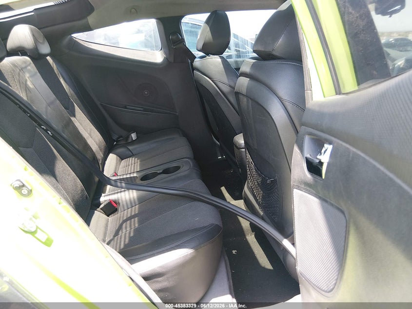 2012 HYUNDAI VELOSTER HATCHBACK 1.6L I-4 DI, DOHC, VVT, 138HP