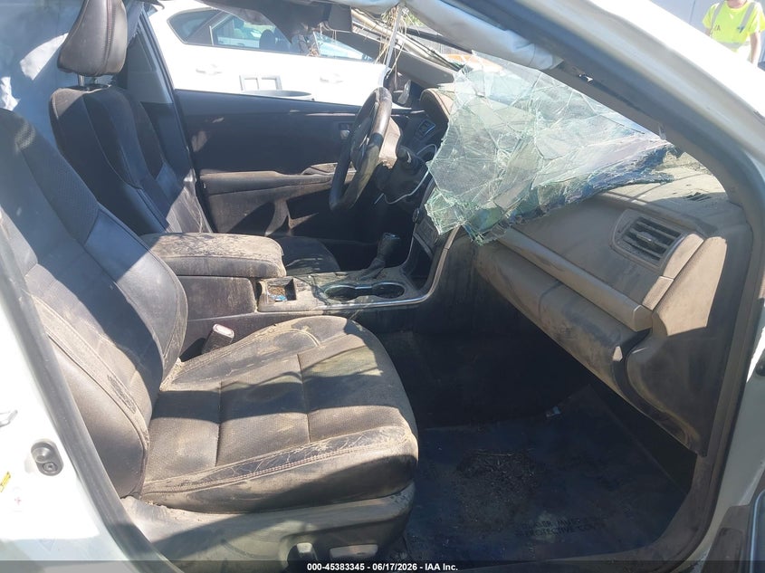 2016 TOYOTA CAMRY auction photo 5