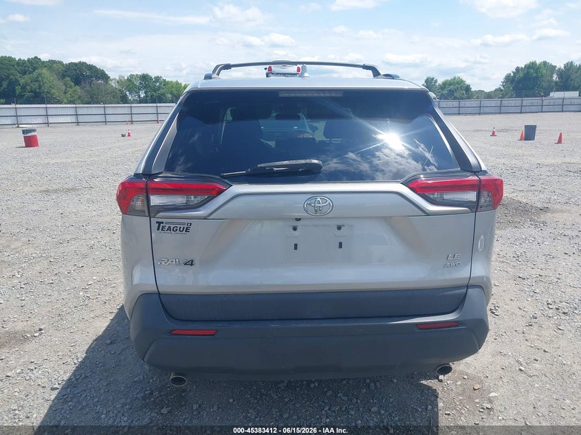 TOYOTA RAV4 - zdjęcie 17