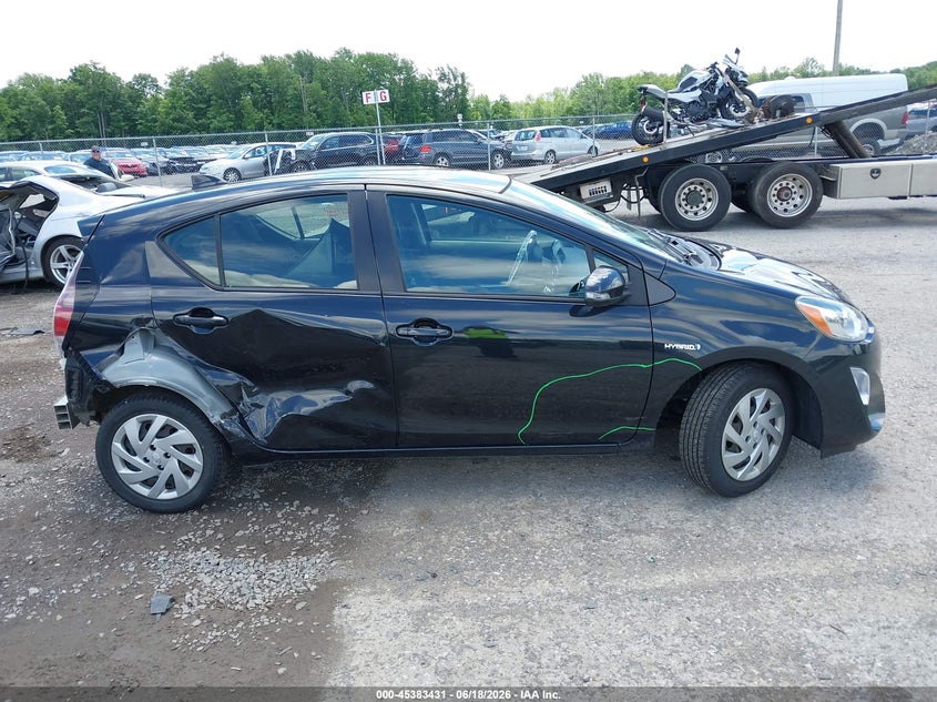 2015 Toyota Prius C Three VIN: JTDKDTB39F1110795 Lot: 45383431