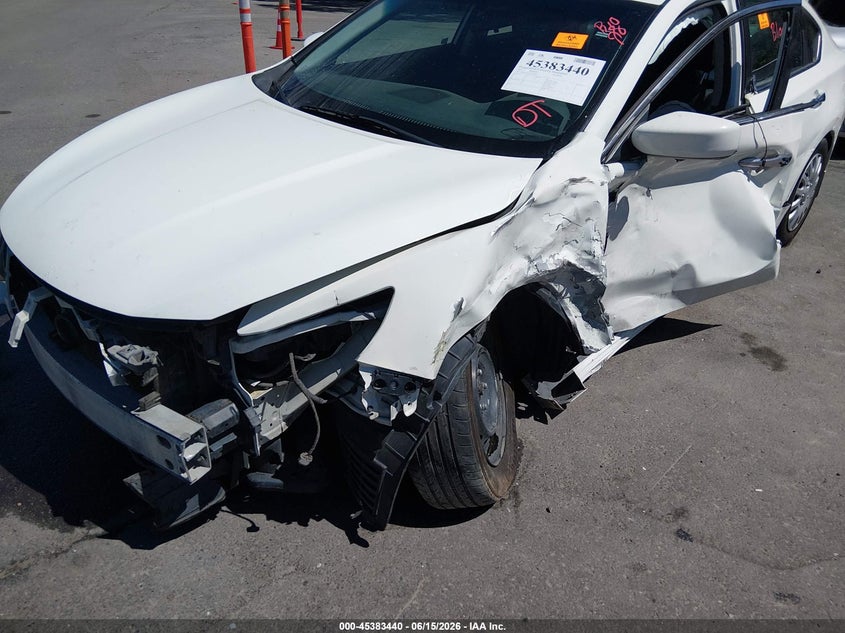 2018 NISSAN ALTIMA auction photo 6