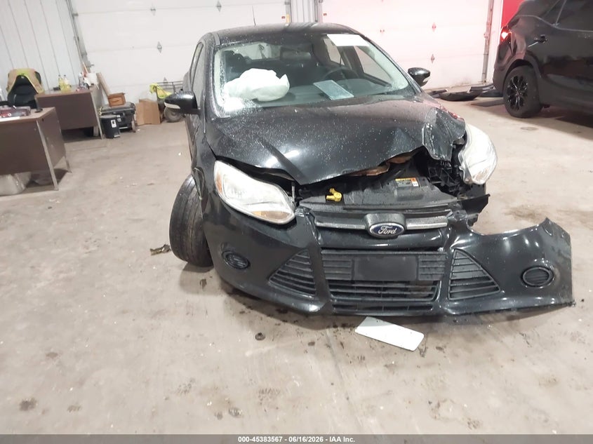 2014 FORD FOCUS auction photo 6