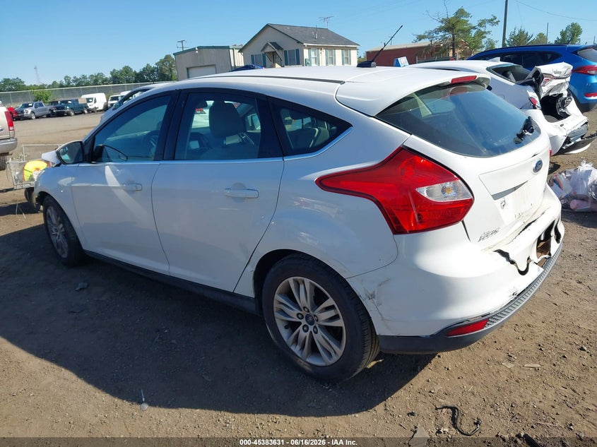 Vin: 1fahp3m22cl334180, lot: 45881626, ford focus sel 20123
