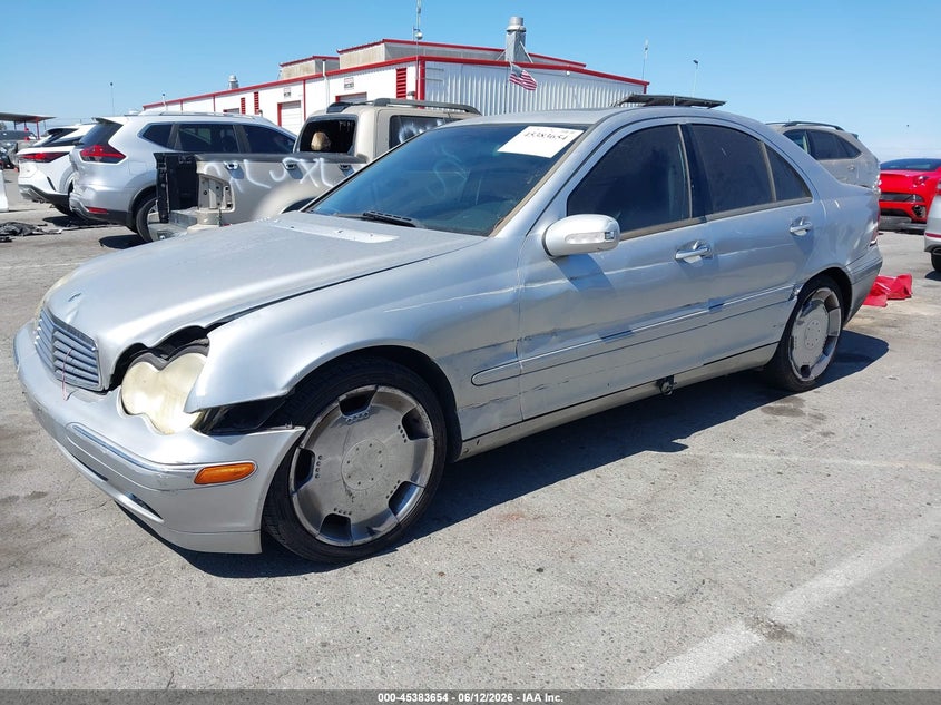 2004 Mercedes-Benz C 240 WDBRF61J34E016670 photo 1