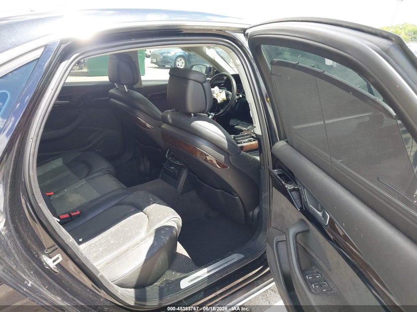 2013 AUDI A8 L auction photo 8