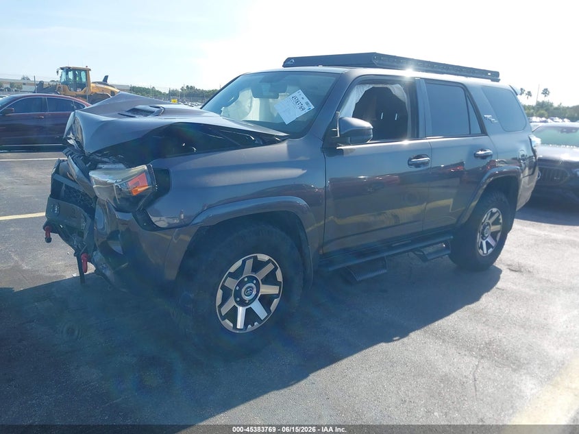 2019 TOYOTA 4RUNNER auction photo 2