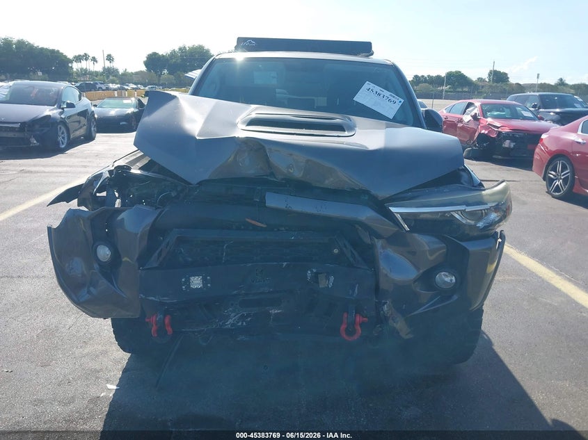 2019 TOYOTA 4RUNNER auction photo 6