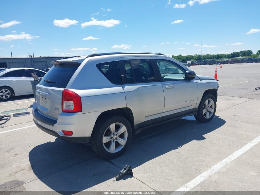 Vin: 1j4nt1fb8bd253505, lot: 45882030, jeep compass 20114