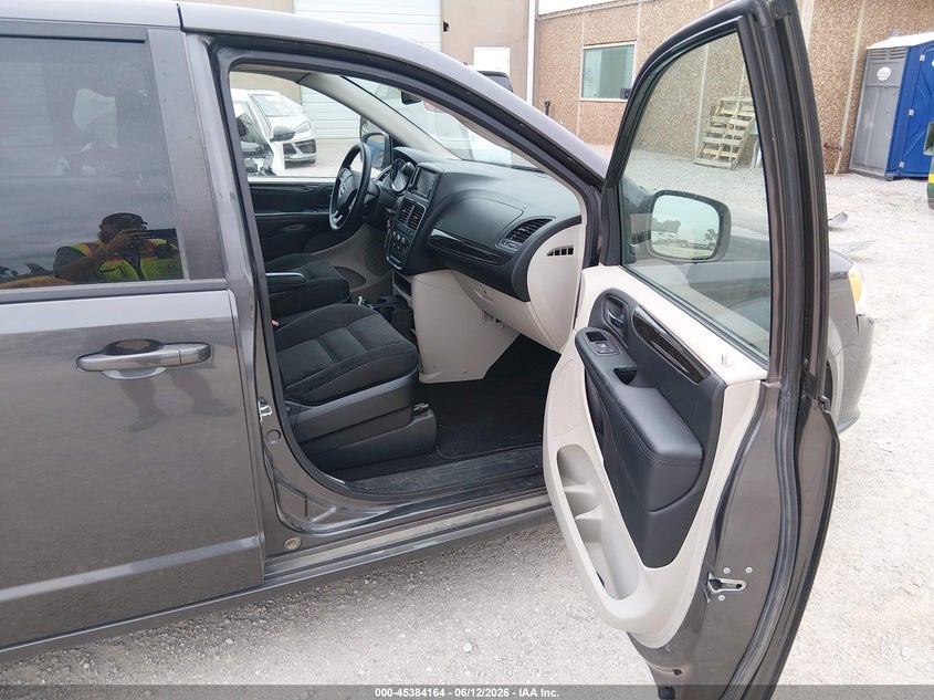 2018 Dodge Grand Caravan Se VIN: 2C4RDGBG5JR273330 Lot: 45384164