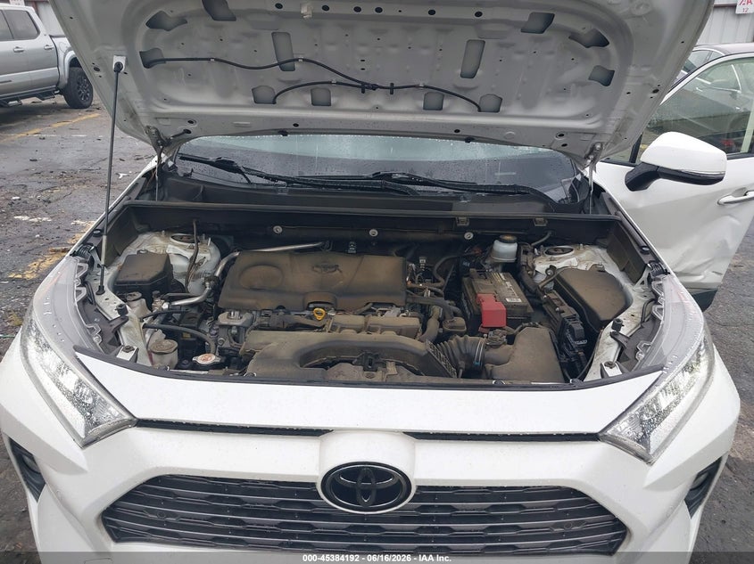 TOYOTA RAV4 - zdjęcie 10