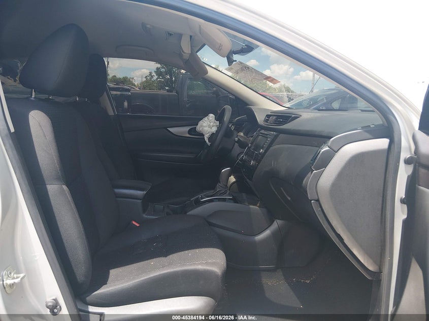 2019 NISSAN ROGUE SPORT auction photo 5