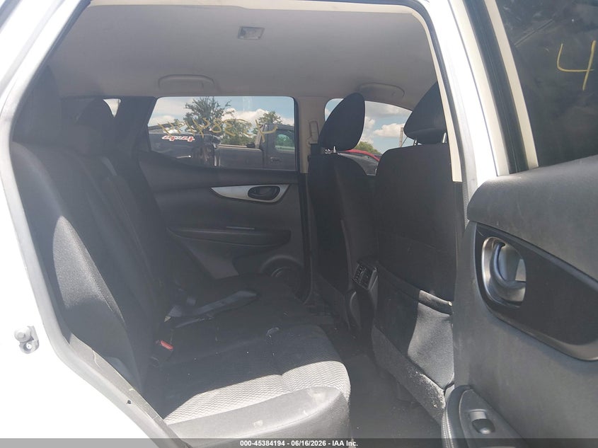 2019 NISSAN ROGUE SPORT auction photo 8