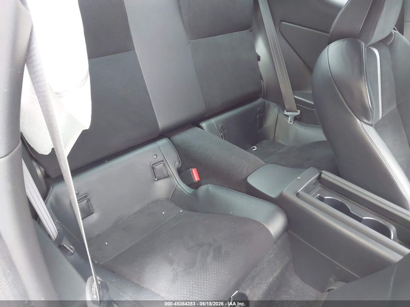 2025 TOYOTA GR86 auction photo 8