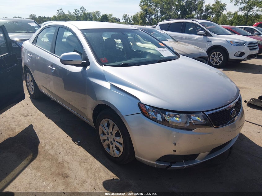 Vin: knafu4a20b5425825, lot: 45882397, kia forte ex 2011 img_1