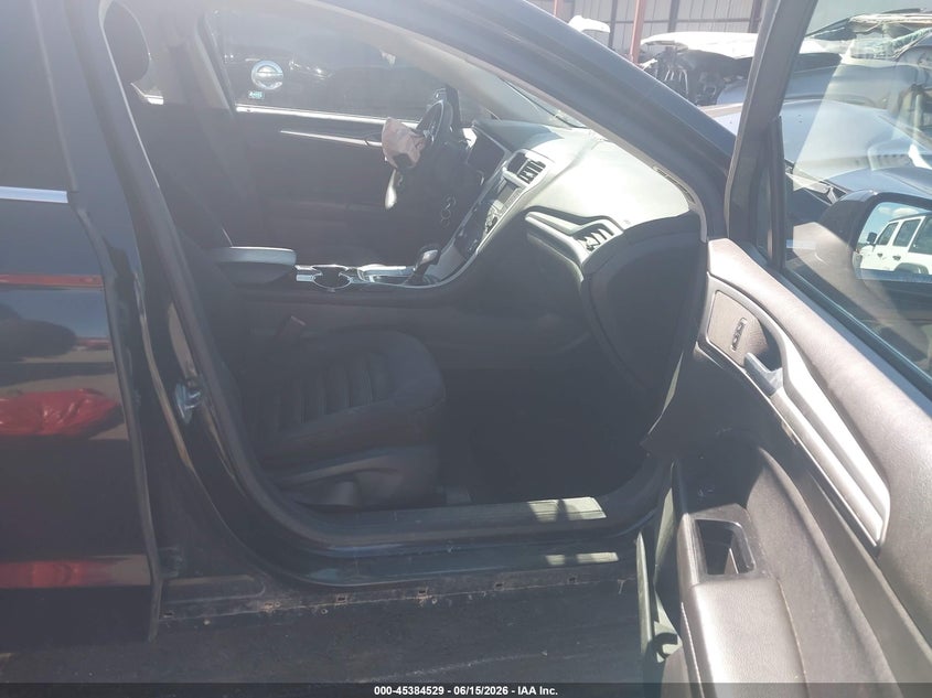 2014 FORD FUSION auction photo 5