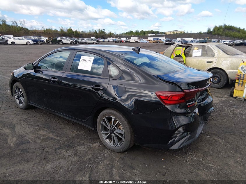 2024 KIA FORTE auction photo 3