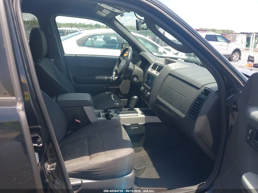 2011 FORD ESCAPE auction photo 5