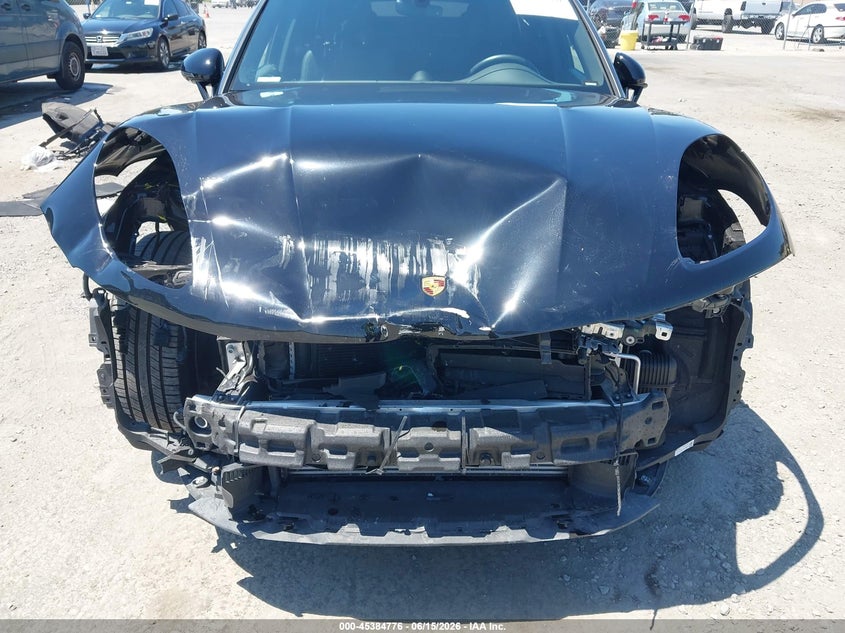 2023 Porsche Macan T VIN: WP1AA2A52PLB13009 Lot: 45384776