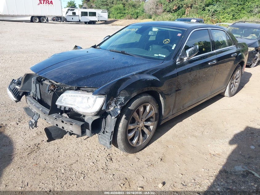 Vin: 2c3ccakg1jh250868, lot: 45882798, chrysler 300 limited awd 20182