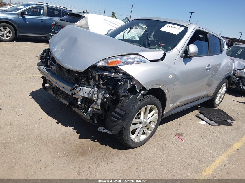 Vin: jn8af5mv2dt210002, lot: 45882817, nissan juke sv 20132
