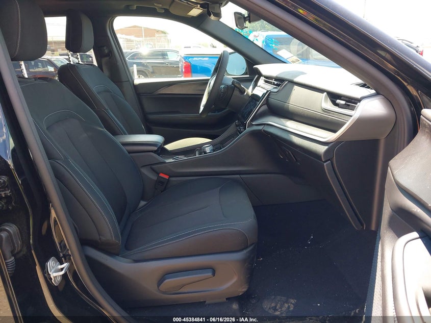 2025 JEEP GRAND CHEROKEE auction photo 5