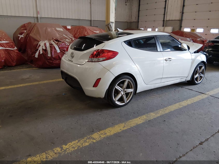 2016 HYUNDAI VELOSTER auction photo 4