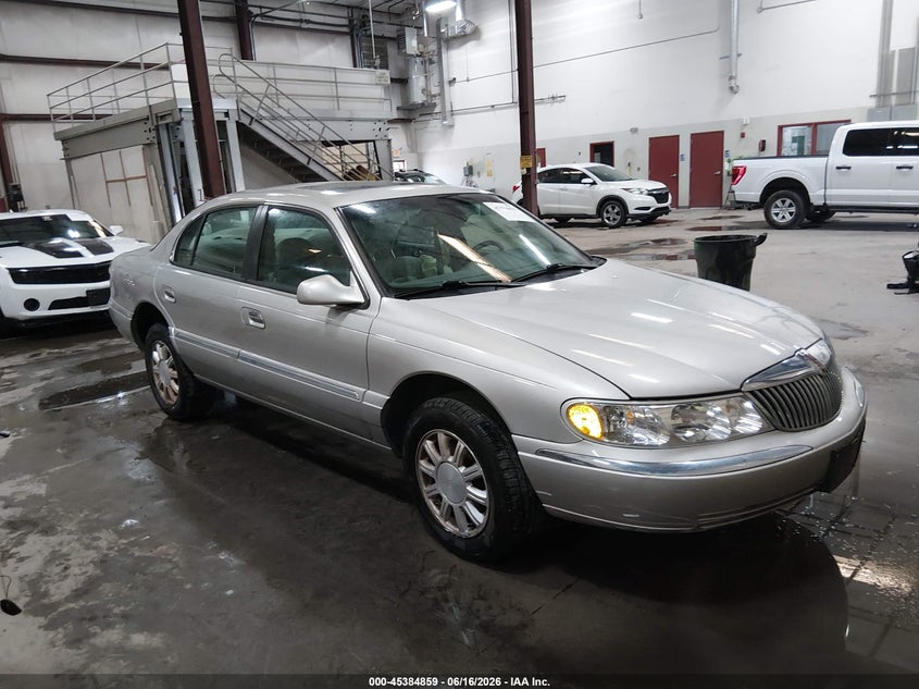 2002 Lincoln Continental