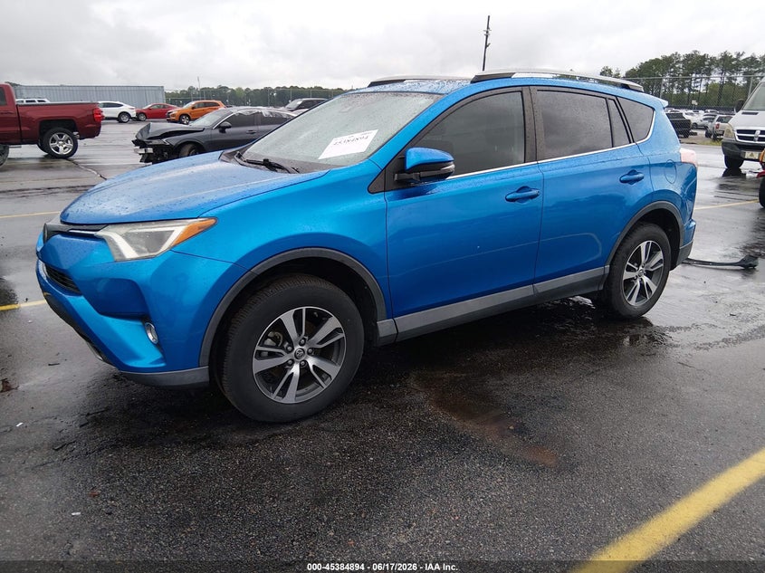 2017 TOYOTA RAV4 auction photo 2