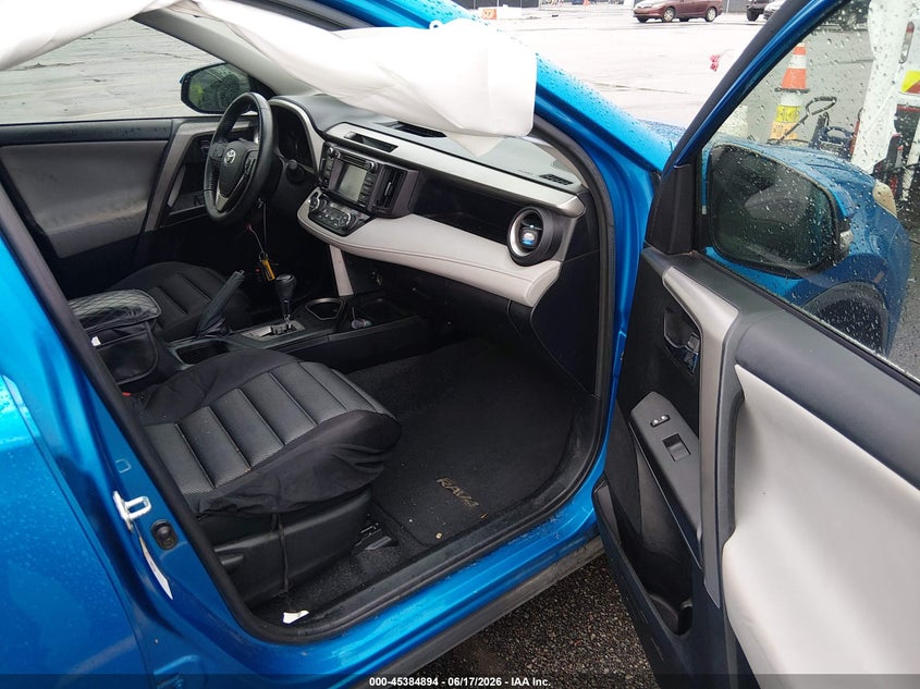 2017 TOYOTA RAV4 auction photo 5