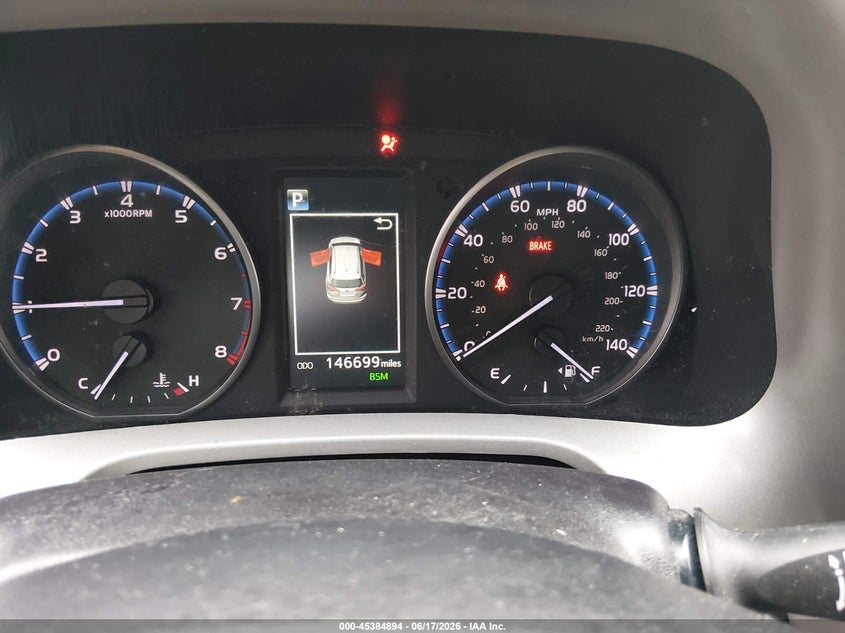 2017 TOYOTA RAV4 auction photo 7