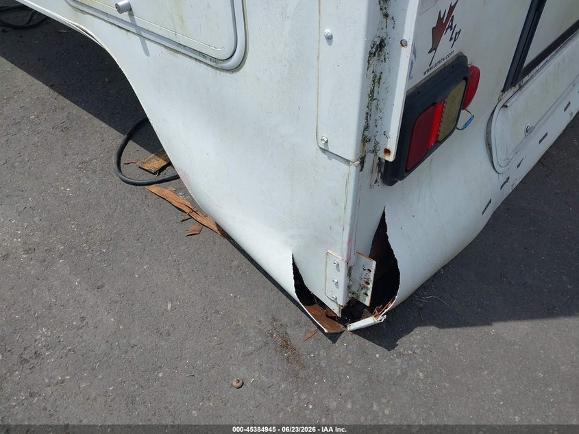 2014 ADVENTURER TRUCK CAMPER auction photo 6
