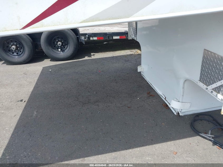 2014 ADVENTURER TRUCK CAMPER auction photo 7