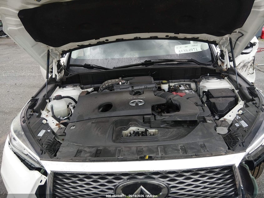 2019 INFINITI QX50 ESSENTIAL · Photo 10