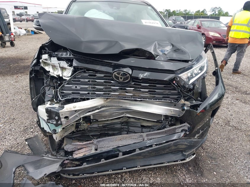 2019 TOYOTA RAV4 auction photo 6