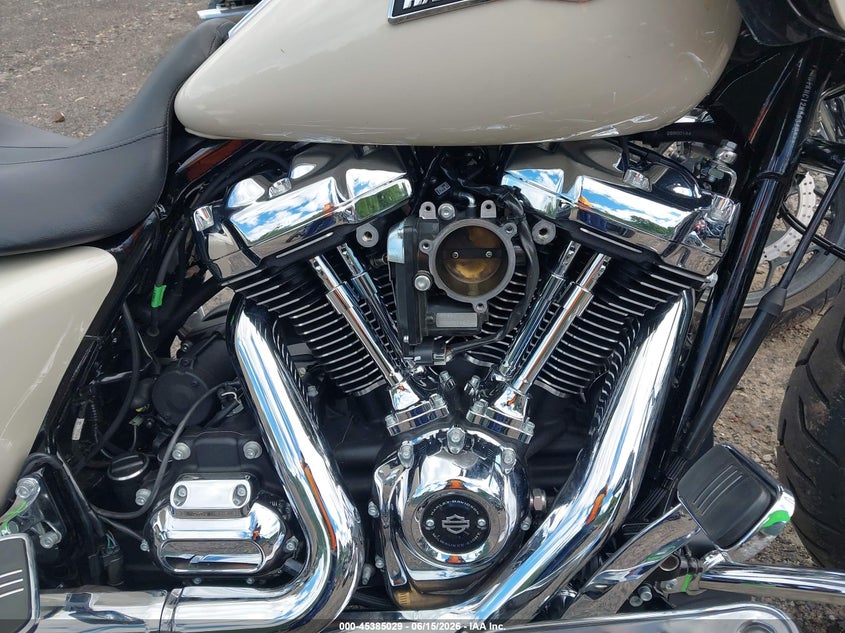 2022 HARLEY-DAVIDSON FLTRX auction photo 8