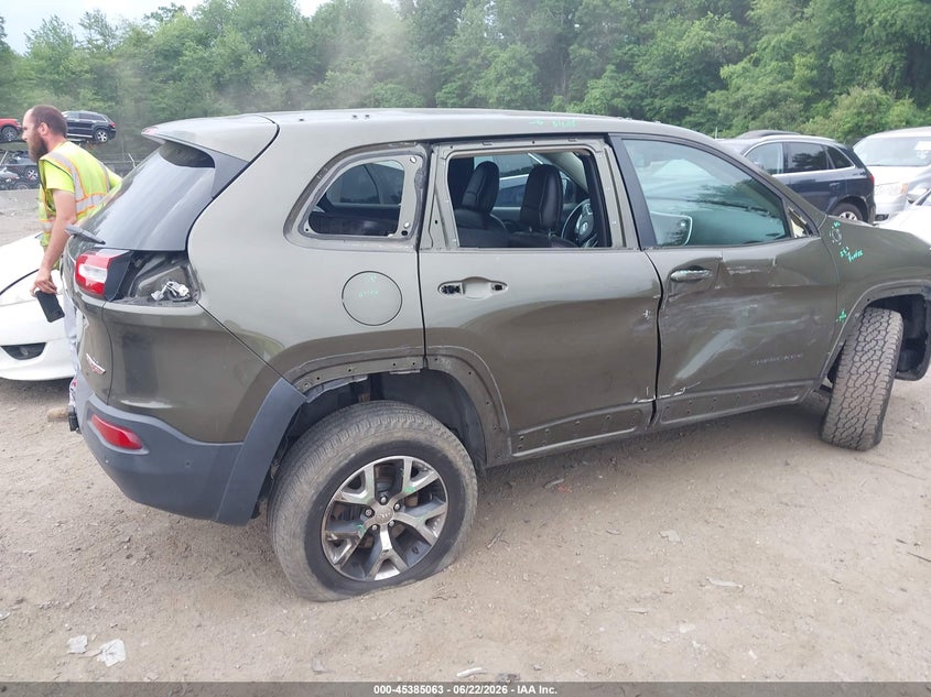 2014 JEEP CHEROKEE auction photo 4